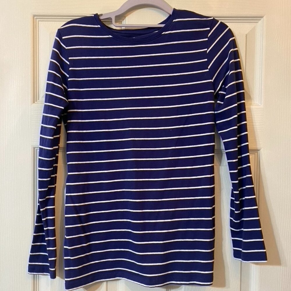 Long-sleeved women's tee